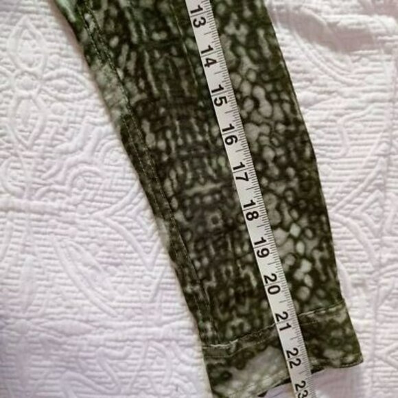 Calvin Klein Jeans Green Snake Print Button-Up Shirt Size M Womens Bohemia - Picture 8 of 9